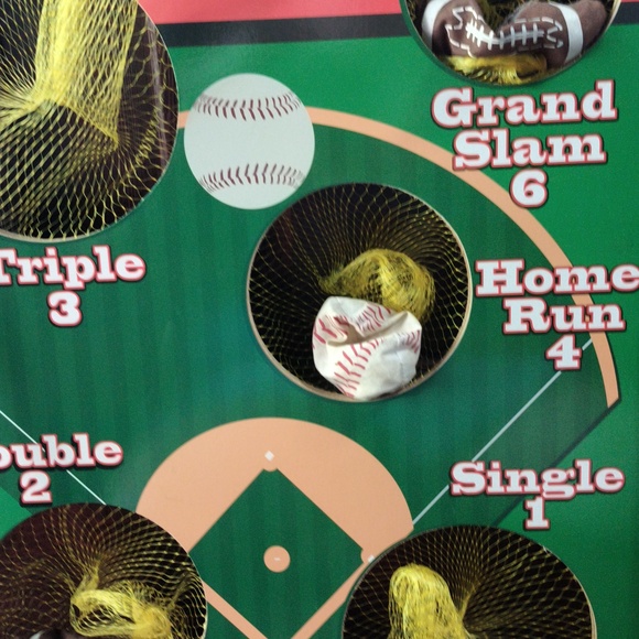 2-in-1 Football & Baseball Toss Game - Picture 3 of 7